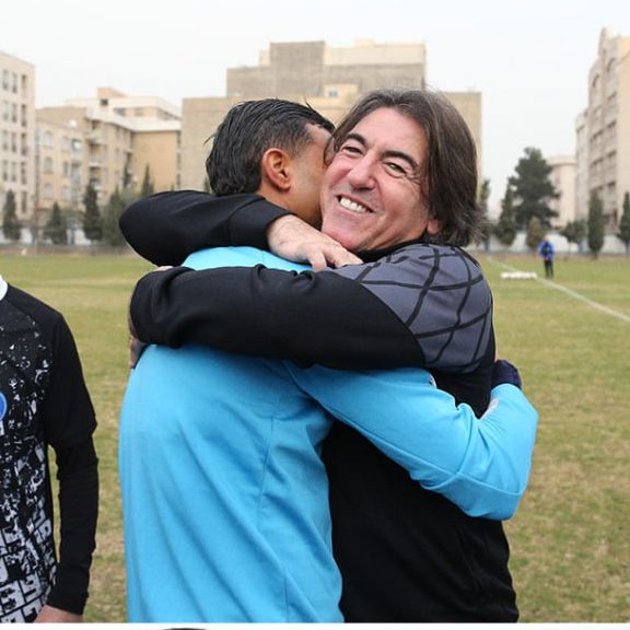 رامین رضاییان یک روز پس از اخراج موقت، به تمرین استقلال برگشت