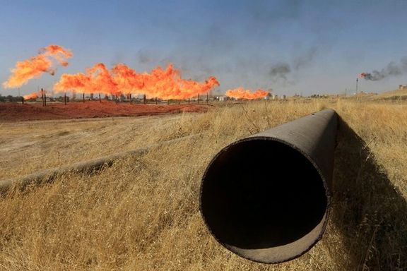 US warned Iraq of oil sanctions, freezing ties over Iran ties - Reuters