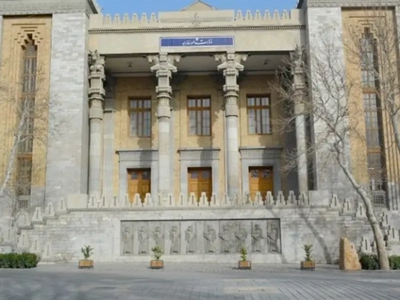 استدعاء السفير الروسي في طهران بسبب دعم موسكو لموقف الدول العربية بشأن الجزر الثلاث