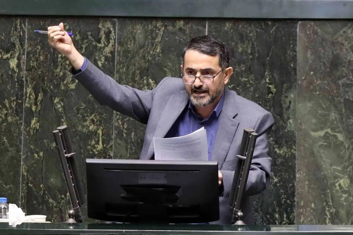 نماینده مجلس: مقام‌های «اروپای بدوی و وحشی» را به مراسم تشییع علی خامنه‌ای راه ندادیم