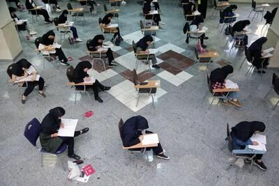 درخواست نوشتن اقرارنامه و توبیخ بهخاطر لباس آستین کوتاه در آزمون استخدامی آموزش و پرورش