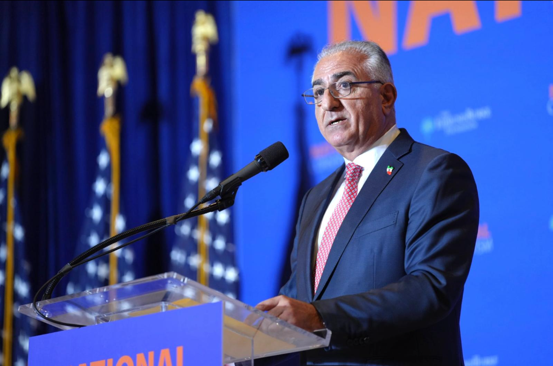 Exiled prince warns West about Iran's role in spreading 'radical Islamism'