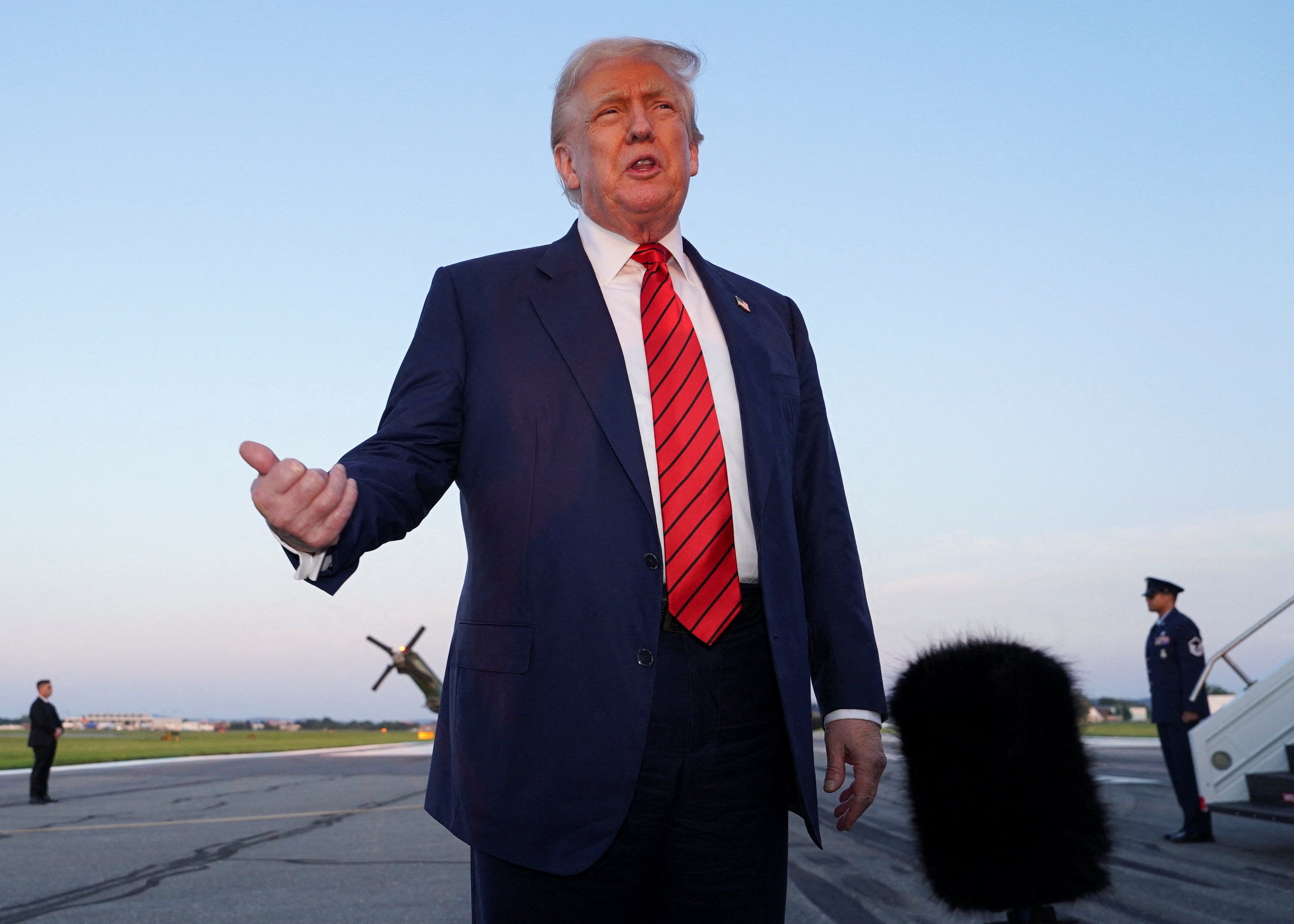 ترامپ: کاهش قیمت انرژی پوتین را وادار می‌کند کشتار مردم را متوقف کند