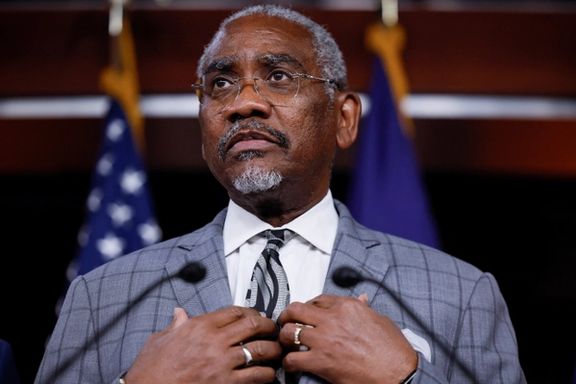 میکس، قانونگذار دموکرات: ترامپ در دیدار با زلنسکی مثل یک «رییس مافیای دونپایه» رفتار کرد