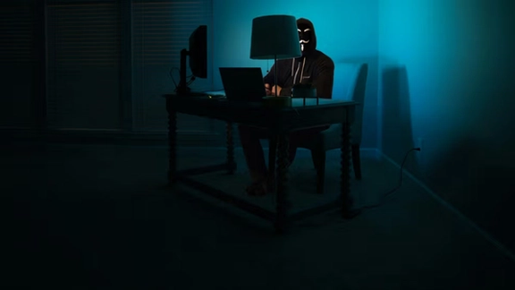 قراصنة إيرانيون مجهولون استهدفوا باحثين أمريكيين عبر رسائل بريد إلكتروني مزيفة