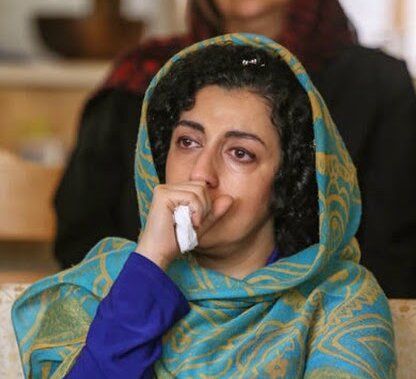 "العفو الدولية" تؤكد تعرض الناشطة الإيرانية نرجس محمدي للتعذيب وتدعو للإفراج الفوري عنها 