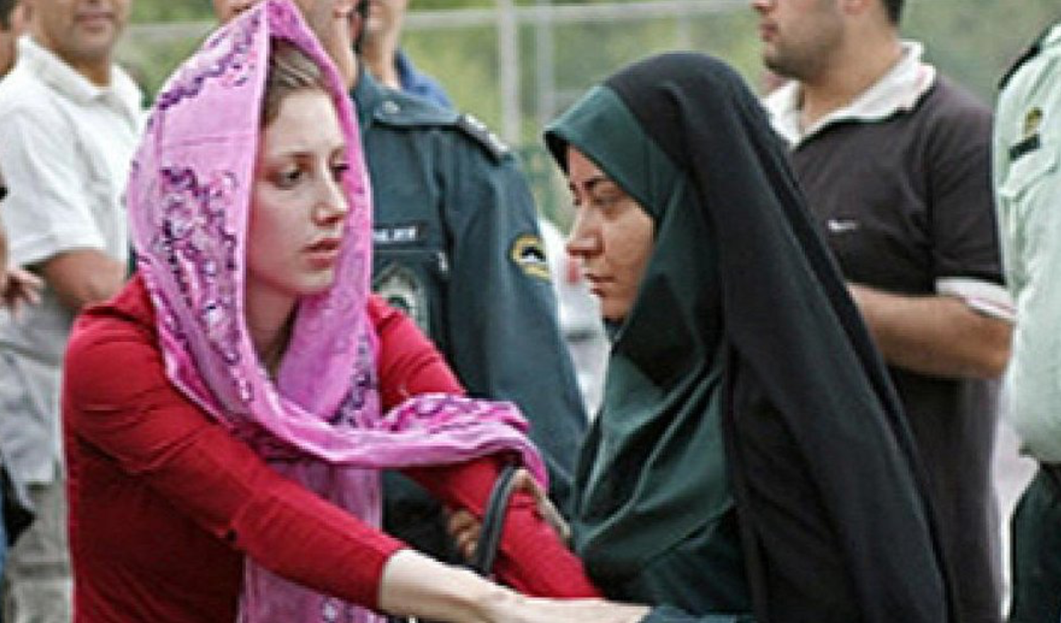 "مقر الأمر بالمعروف" الإيراني: اعتقال 300 من قيادات معارضي الحجاب الإجباري