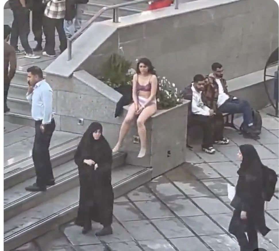 Student who stripped on campus undergoing treatment, Iran minister says