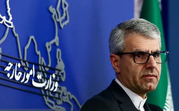 وزارت خارجه در واکنش به اقدام بریتانیا: خبر مداخله تهران در امور داخلی ملتها، فرافکنی است