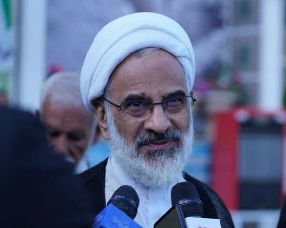 نماینده خامنهای در سپاه: خامنهای نسبت به همه قضایای داخلی و جهانی اشراف اطلاعاتی دارد