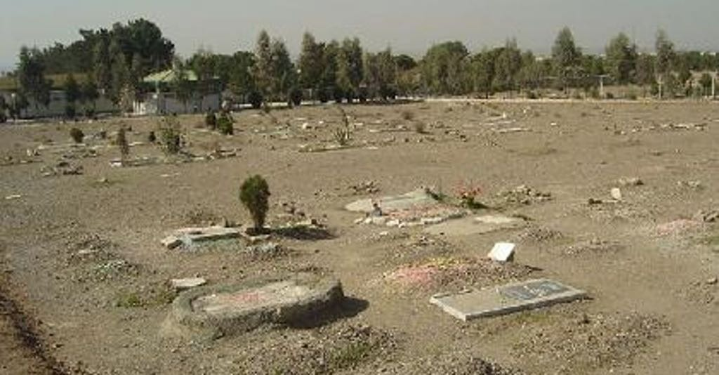 السلطات الإيرانية تمنع البهائيين من استخدام مقابرهم.. وتدفنهم دون علم عائلاتهم