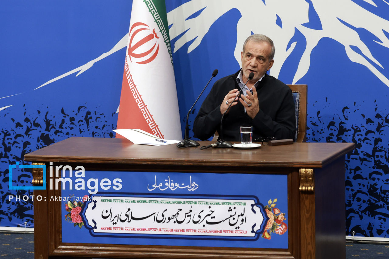 پزشکیان در نشست خبری: موشک شلیک‌شده از حوثی‌ها به اسرائیل را ما ندادیم