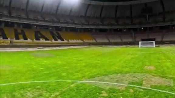 مهدی تاج در تنگنای استادیوم: نقشجهان مایه آبروریزی بود، بازی تیم ملی در اصفهان مشکل است