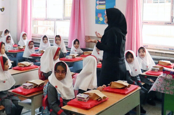 سخنگوی سازمان معلمان: حجاب و مسائل عقیدتی در گزینش، مهمتر از سلامت روان معلم است