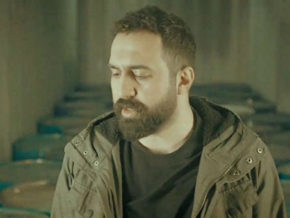 Iranian singer Mehdi Yarrahi