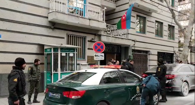 خروج کارکنان سفارت جمهوری آذربایجان از ایران، با وجود وعده‌های جمهوری اسلامی به باکو