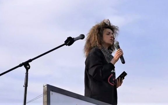 مسیح علینژاد: کسی در خیابانها علیه پهلوی و اسماعیلیون فریاد نزد