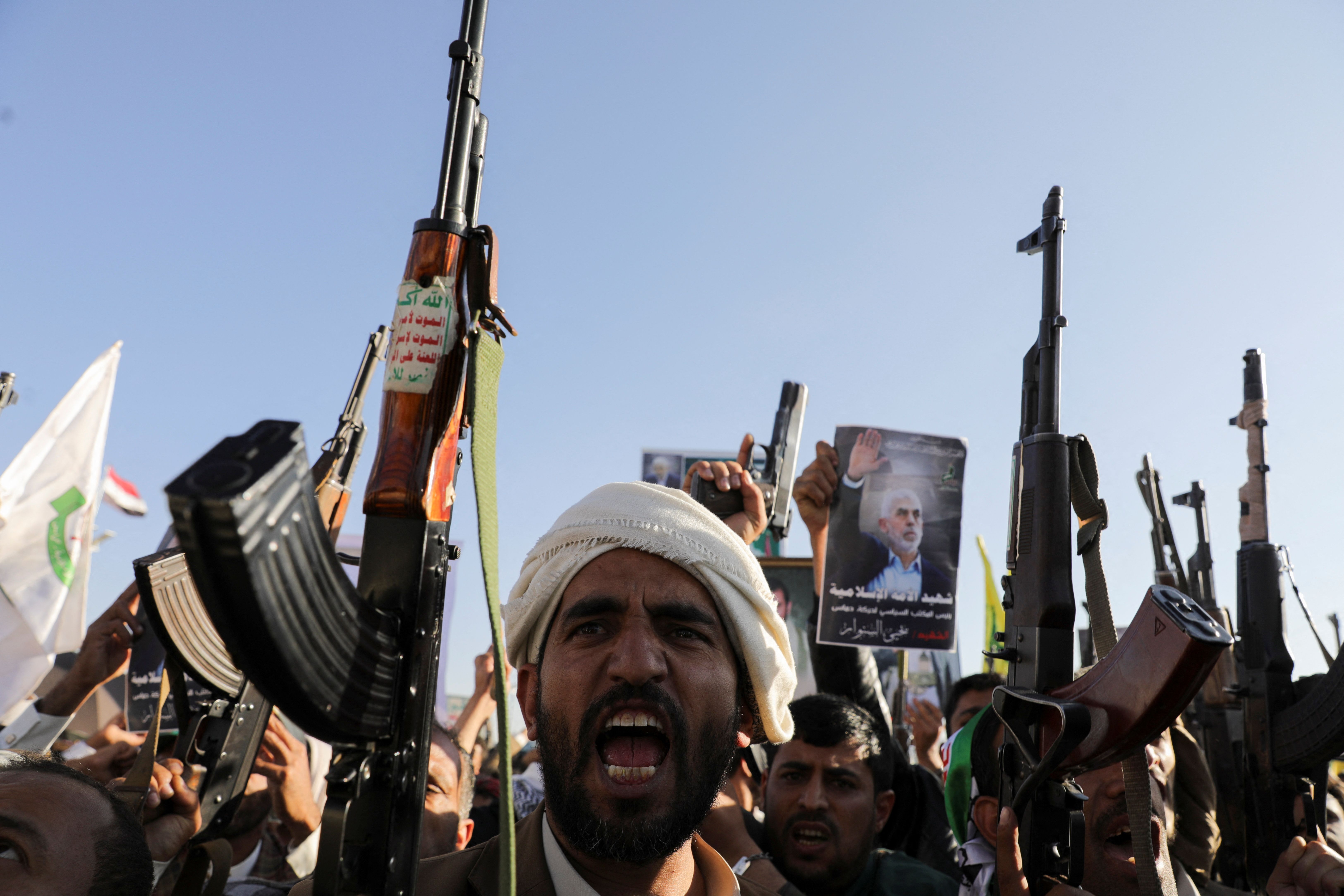 تظاهرات حوثی‌های یمن در حمایت از حماس و حزب‌الله، صنعا، ۲۷ مهر