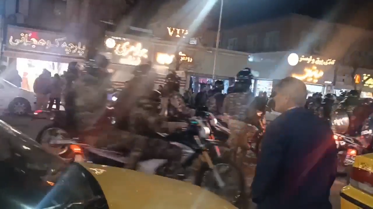 شاهزاده رضا پهلوی: برای رهبری گذار از این استبداد به یک دموکراسی قدم پیش گذاشته‌ام