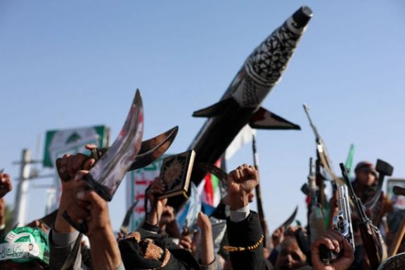 کانال ۱۴ اسرائیل: تهران انتقال سلاحهای پیشرفته به لبنان، یمن، عراق و آفریقا را آغاز کرده