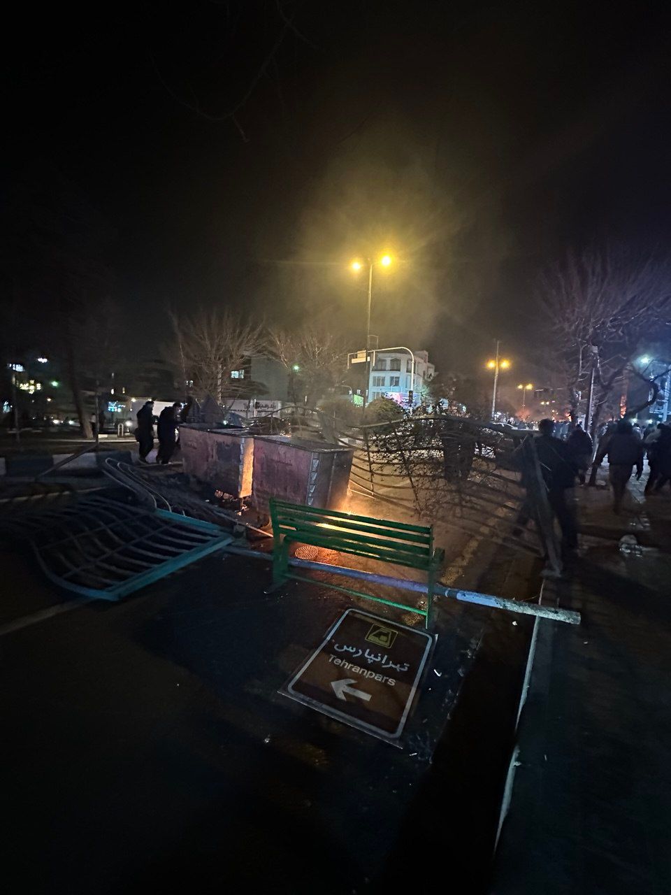 فرمانده پیشین ناتو در اروپا: ادامه خشونت علیه معترضان، ترامپ را به اقدام نظامی سوق می‌دهد