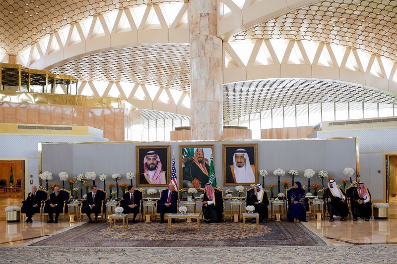 باخت خامنه‌ای در قمار منطقه‌ای