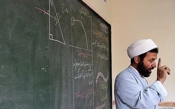 تاکید وزارت آموزش و پرورش بر جذب طلاب و راهاندازی مدارس وابسته به حوزه علمیه