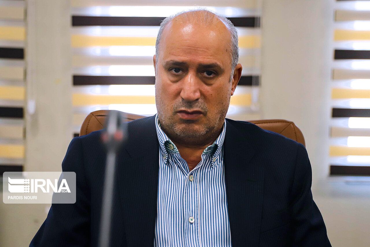 تاوان حمله به تاج؛ جواد نکونام ۵ میلیارد تومان جریمه شد