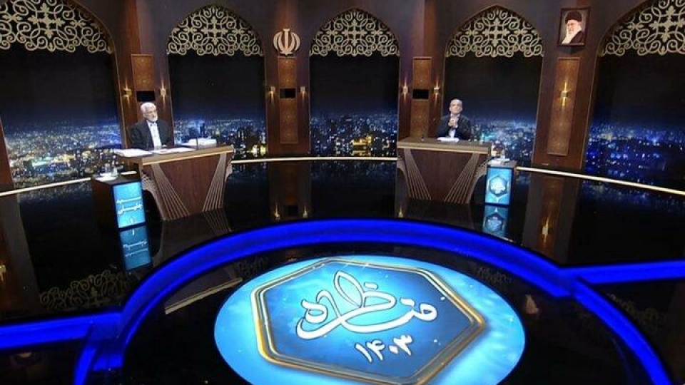 Pezeshkian, Jalili Curry Favor with Election Boycotters Ahead of Runoff