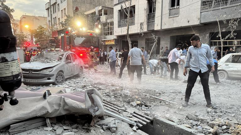 سپاه پاسداران خراسان رضوی از بازداشت هشت نفر به اتهام «ارتباط با موساد» خبر داد