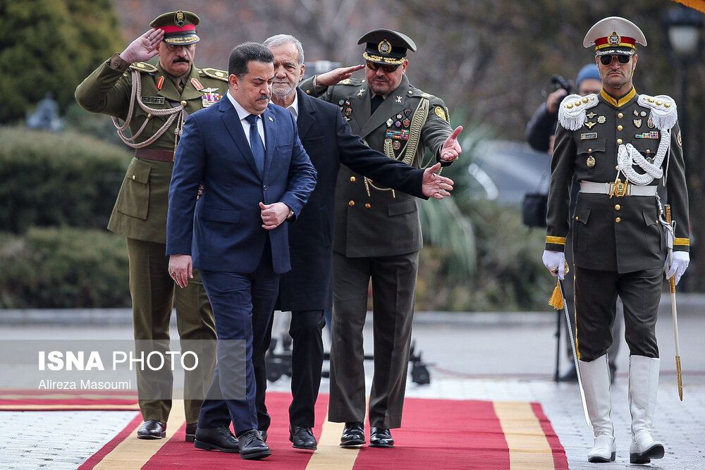 نخست‌وزیر عراق در سفر به تهران خواهان پایان مداخلات در سوریه شد