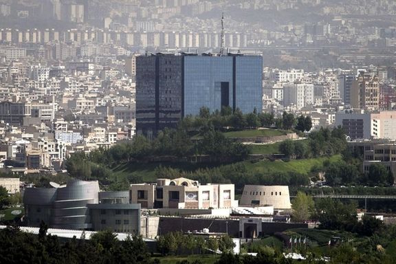 وول ستريت جورنال": إيران تتحايل على العقوبات المصرفية بإنشاء شبكة شركات وسيطة