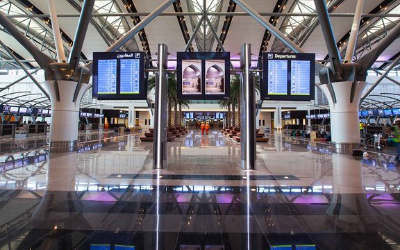 عمان ورود اتباع ۹ کشور از جمله ایران را به دلیل تشدید شیوع کرونا در این کشورها، ممنوع کرد