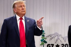 ترامپ: جمهوری اسلامی در این جنگ پیروز نمیشود و باید فورا مذاکره کند