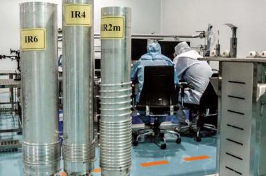 آژانس: ایران تجهیزات ساخت قطعات سانتریفیوژ را به سایت نطنز منتقل کرده است