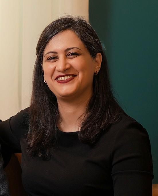 انیسا فنائیان