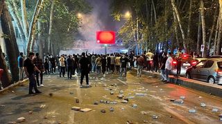 Iran’s Regime, Protesters Test Each Other's Determination, Power