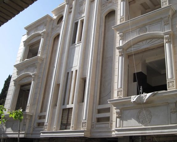 یک مقام شهرداری قم: با هر نمای ساختمان مغایر با اصول اسلامی برخورد میکنیم