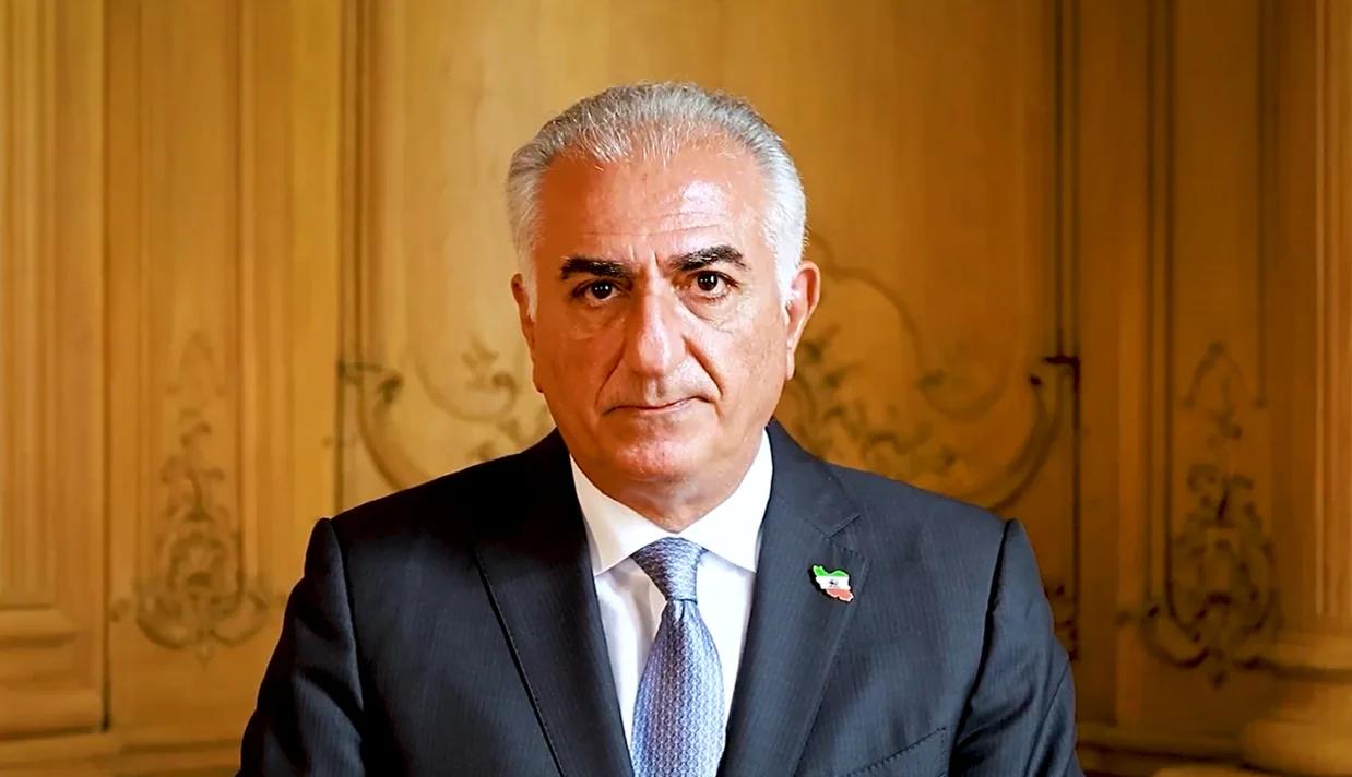 پیام شاهزاده رضا پهلوی به دانشجویان: در این فشار و خفقان، امید به تغییر را از دست ندهید