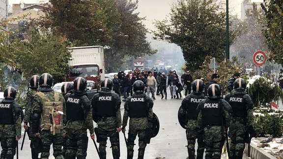 A scene of protests in Iran (2019)
