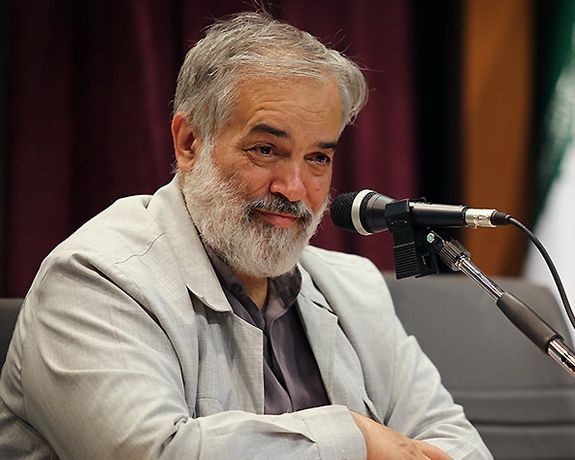 دبلوماسي إيراني سابق: فيديو زفاف ابنة شمخاني قد يكون مؤامرة ويخالف الشريعة