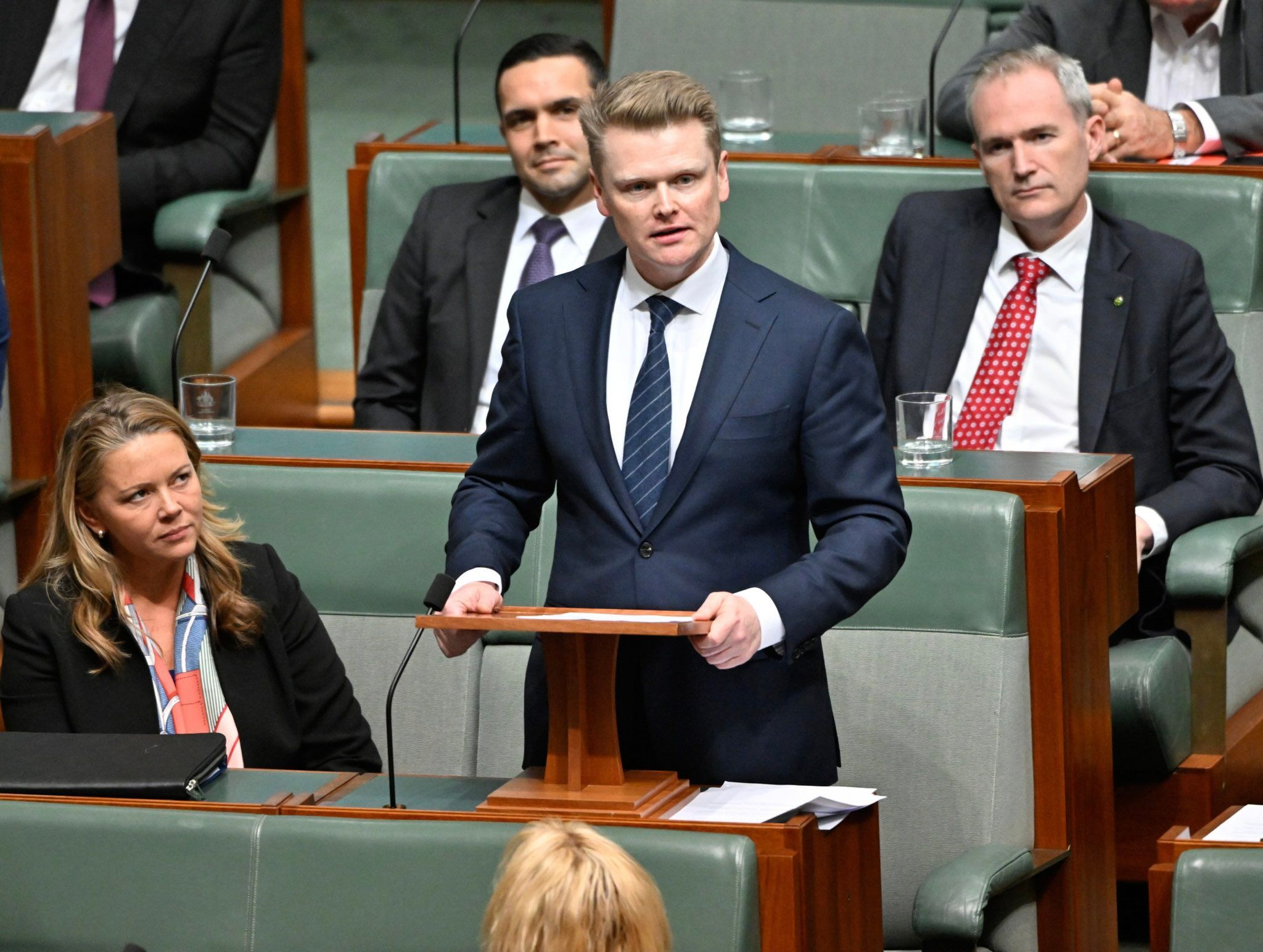 Australian MP Expresses Solidarity With Iranian Protesters