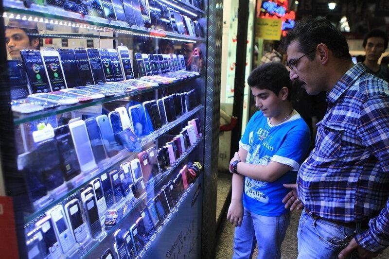 افزایش دو تا چهار برابری قیمت گوشی تلفن همراه در ایران طی یک سال