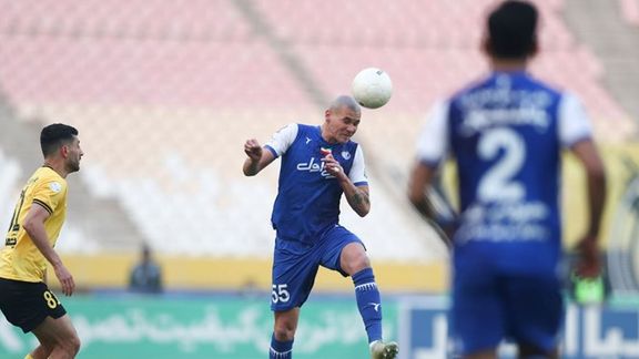 بدهی خارجی جدید استقلال؛ رافائل سیلوا، حداقل ۳۵۰ هزار دلار، حداکثر ۹۰۰ هزار دلار!