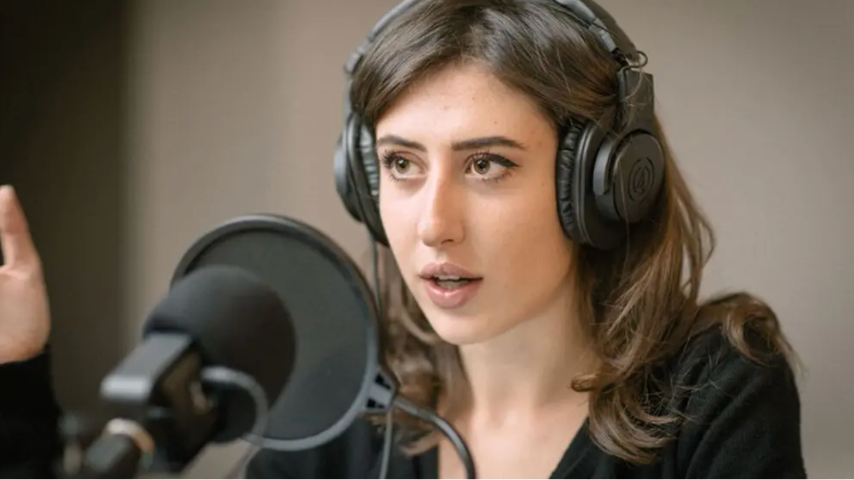 وزير الخارجية الإيطالي يصف قضية الصحافية المعتقلة في إيران بـ "المعقدة"