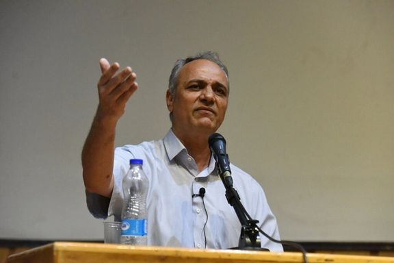 احمد زیدآبادی: کابینه پزشکیان دو، سه باگ اساسی دارد، اما کاسه داغتر از آش نشویم