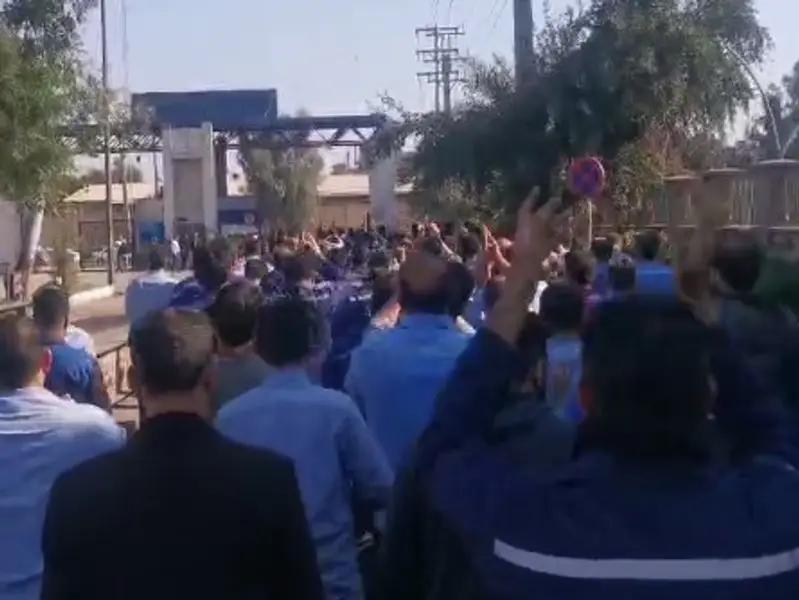 Iranian Workers At Ahvaz National Steel Group Continue Strike 