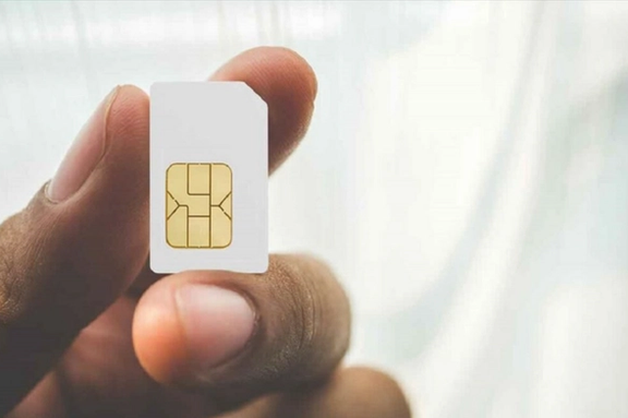 سیمکارتهای سفید روزنامهنگاران؛ آنها چگونه رسانهها و روایتها را کنترل میکنند