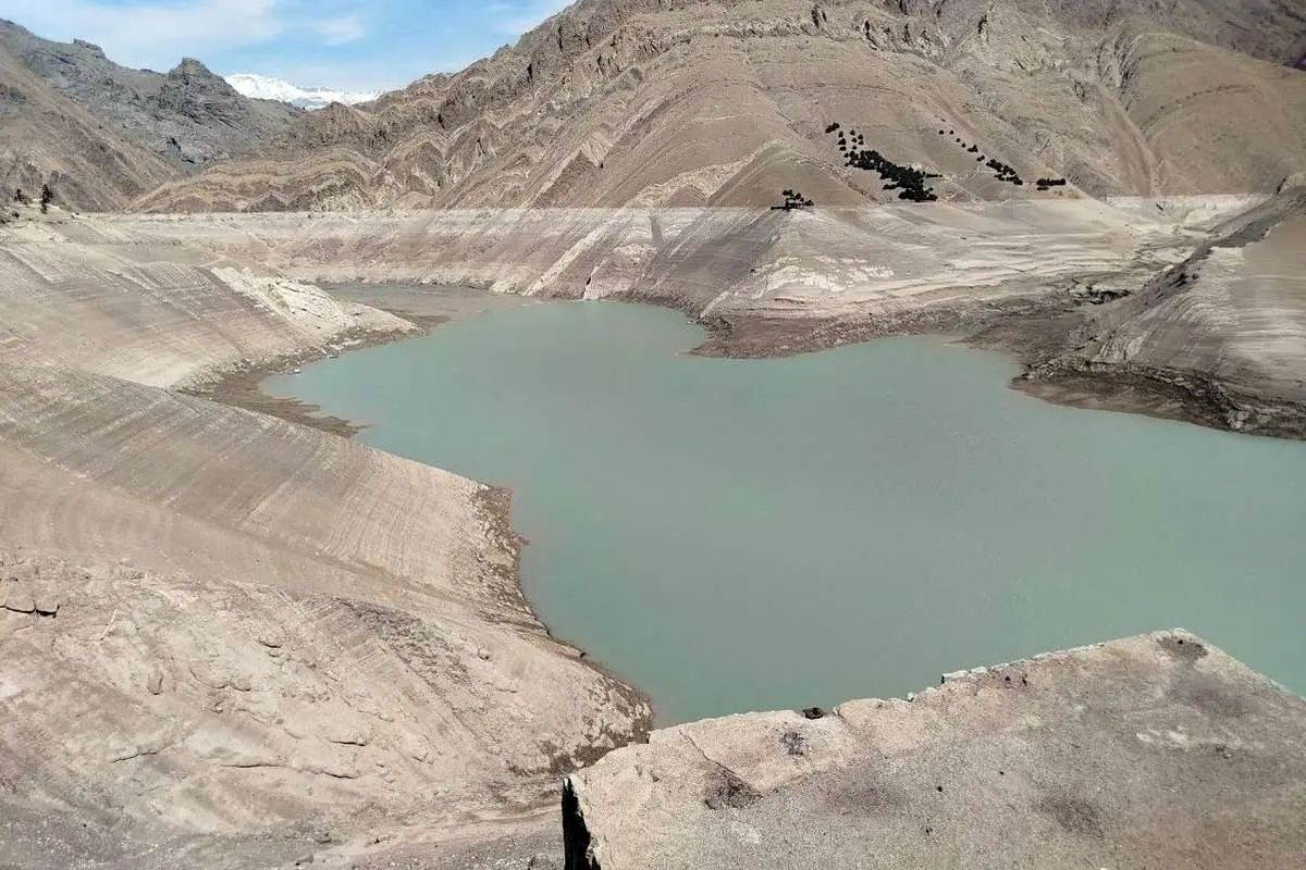 مدير سدّ "كرج" الإيراني ينفي العثور على 74 جثة بعد تقرير "إيران إنترناشيونال"