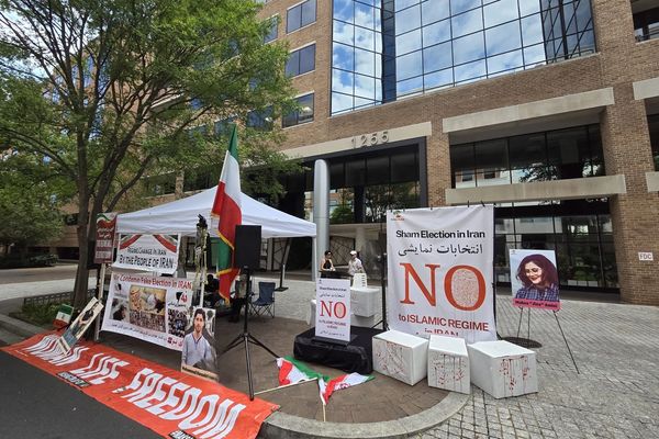 Why should the US not allow Iranian polling stations?